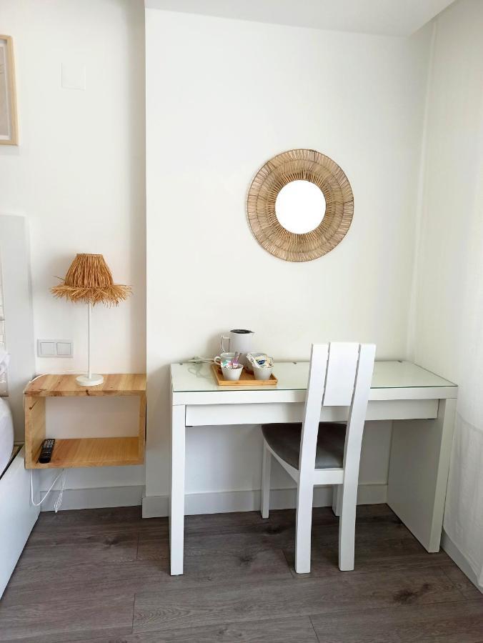 아토우기아다발레이아 Supertubos House Peniche B&B 외부 사진