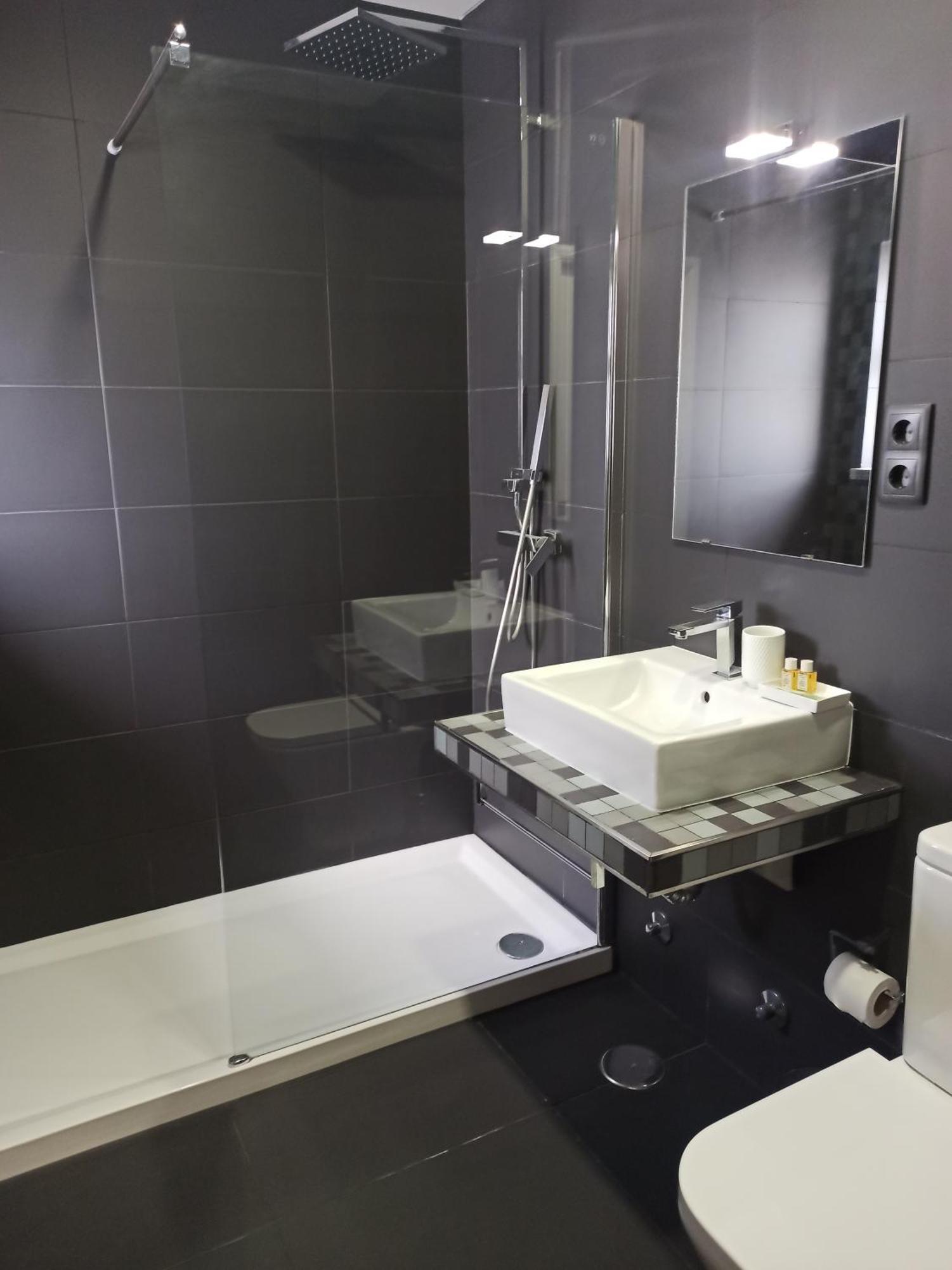 아토우기아다발레이아 Supertubos House Peniche B&B 객실 사진